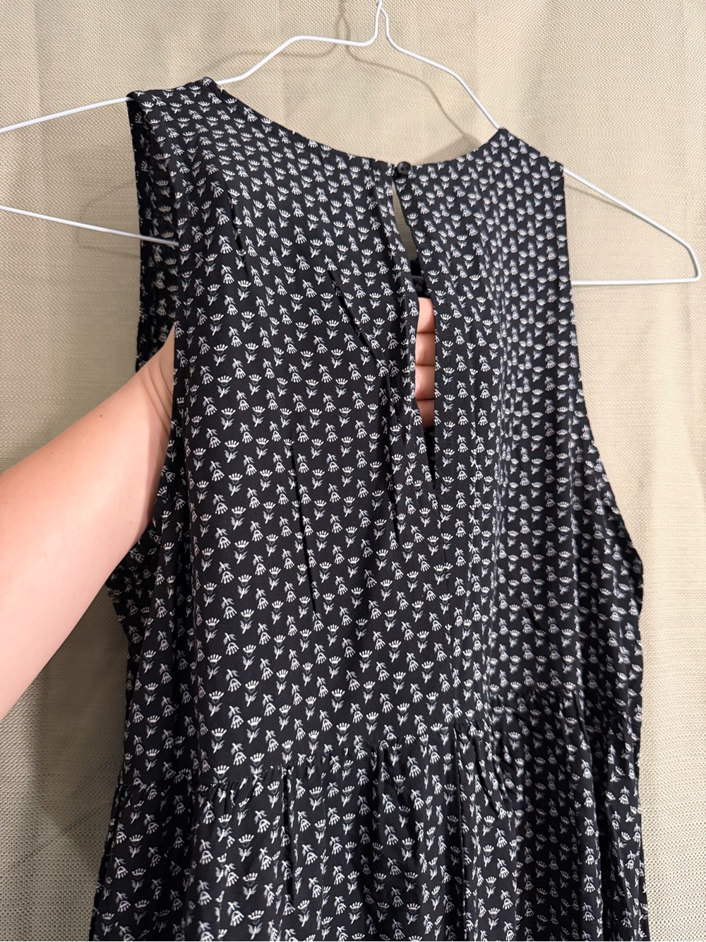 Old Navy black with White Micro-Print Sleeveless Mini Dress - Picture 6 of 9